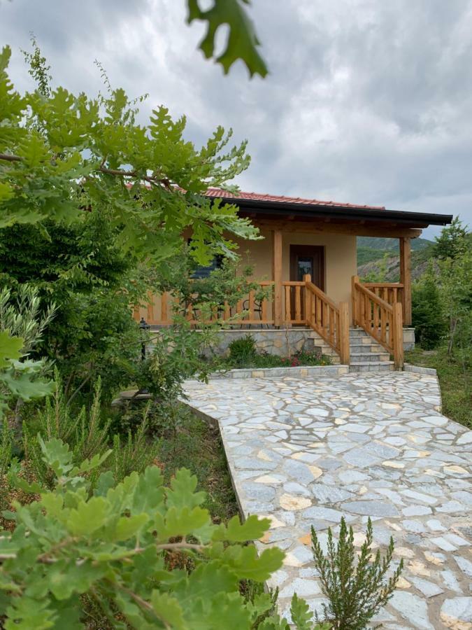 Hani I Leks Agroturizem Lezhë Exteriör bild
